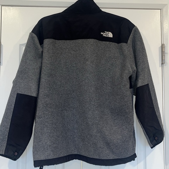 The North Face Fleece - Picture 2 of 3